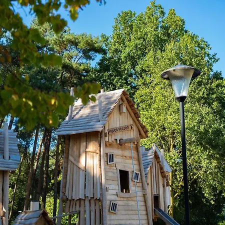 By Pond In Eindhoven Chalet Veldhoven
