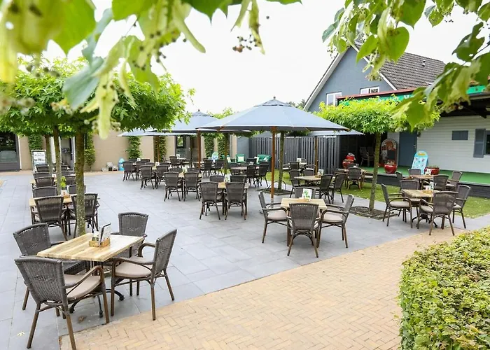 Chalet By Pond In Eindhoven